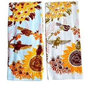 Set of 2 Colorful Fall Birds Kitchen Towels NWT Kohl’s Celebrate Together Series